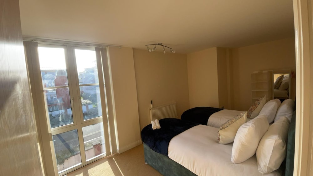 Free Parking Near City Centre & Stadium Sleeps 6 8 — 4-Star Luxury Hotel in Leicester, United Kingdom