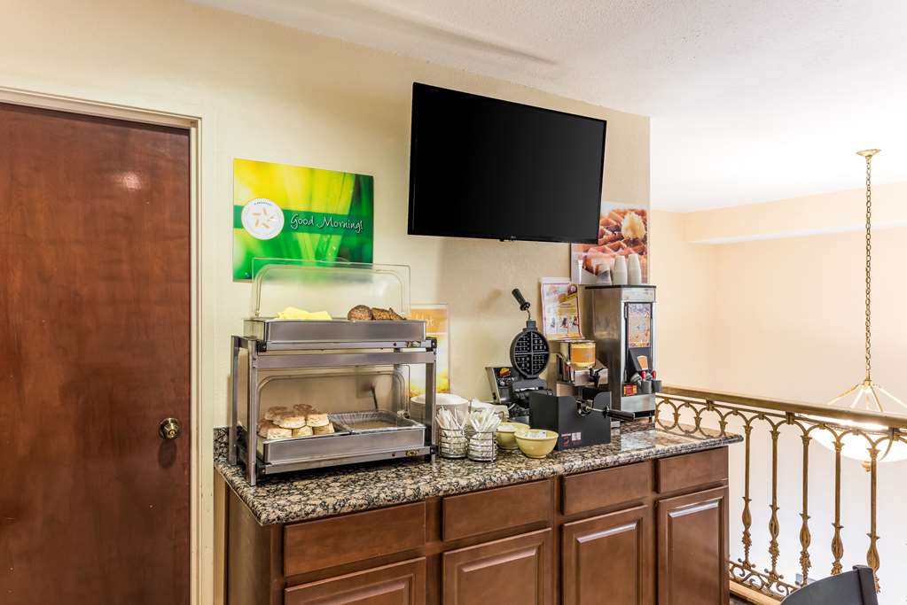 Quality Inn Huntersville near Lake Norman - photo 27