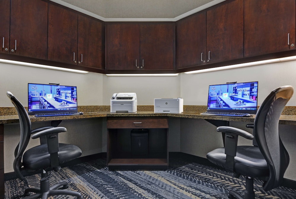 Hampton Inn Bath - photo 41
