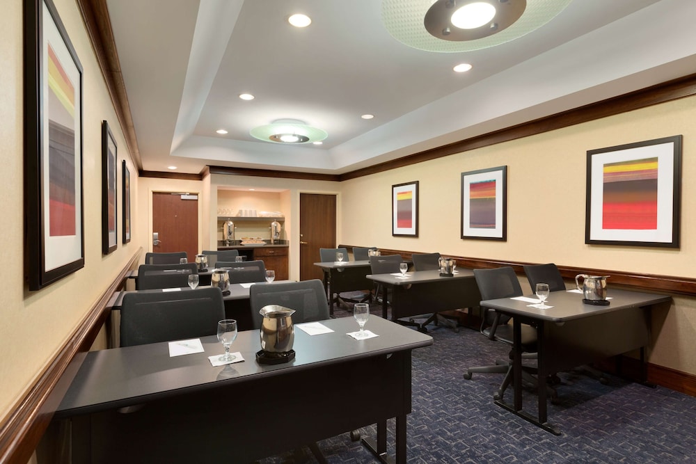 Embassy Suites by Hilton Chicago North Shore Deerfield - photo 59