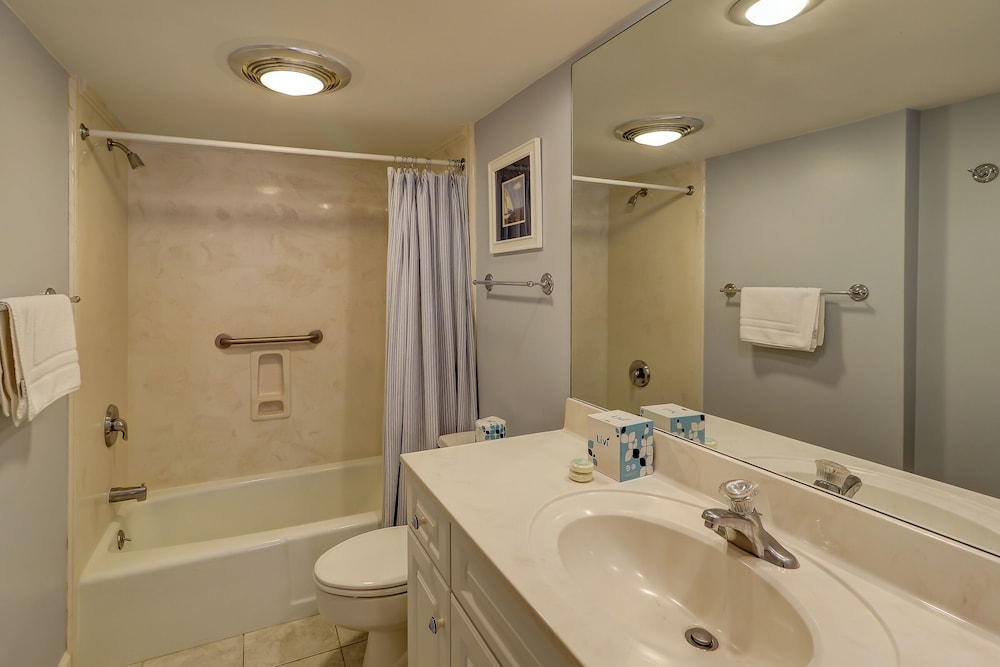 1252 Harbour Town Club at The Sea Pines Resort - photo 11