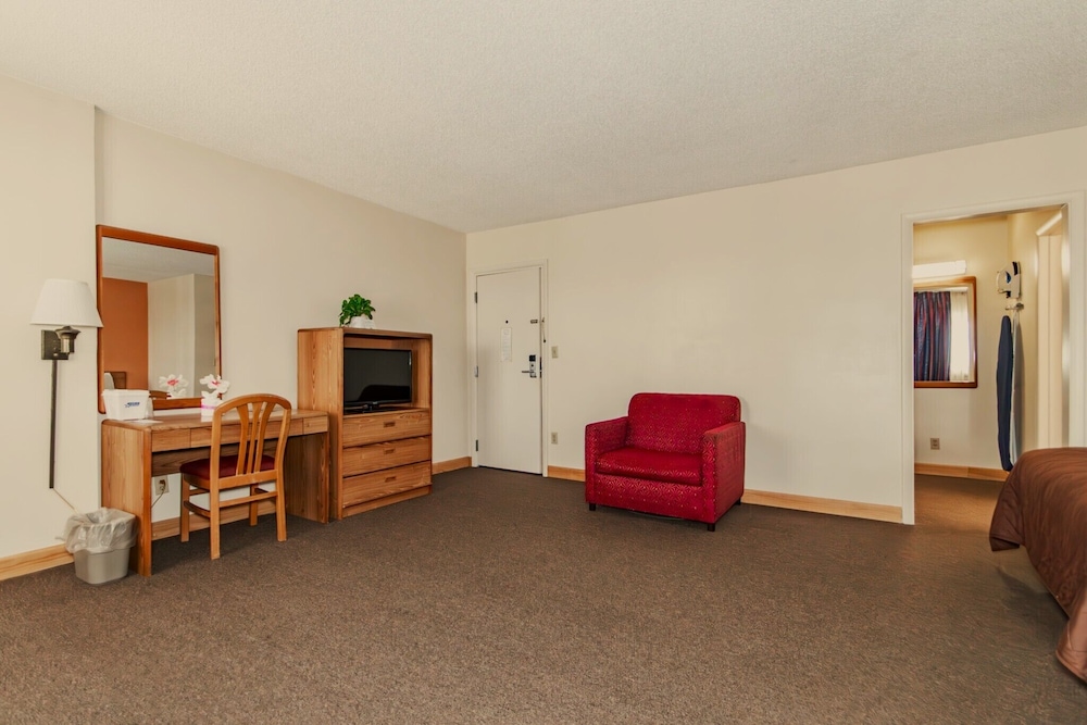 Americas Best Value Inn Austinburg - photo 19