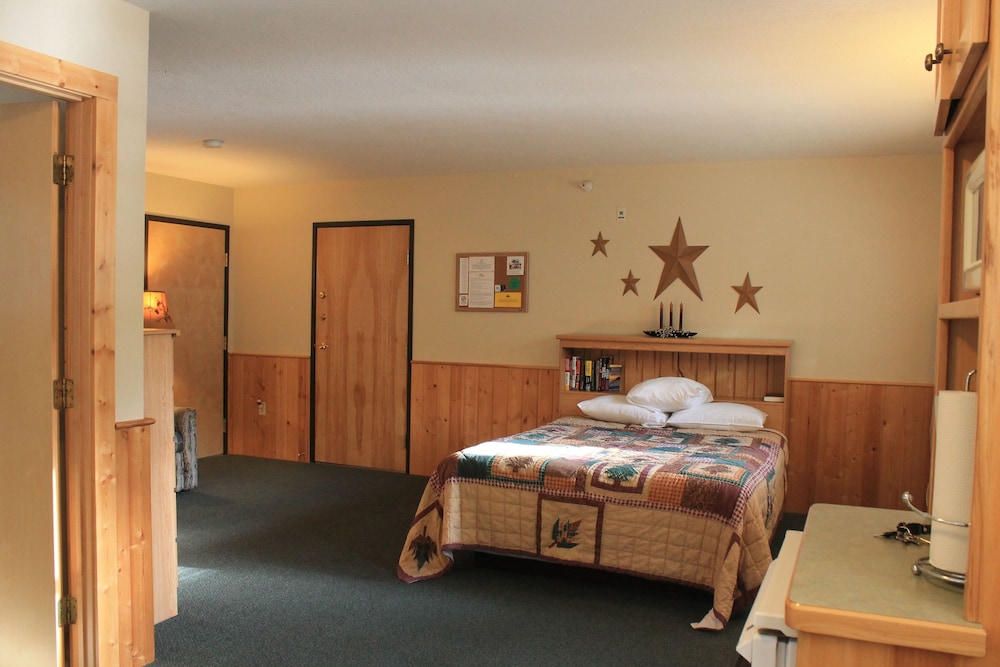 Viking Bay Resort & Lodge - photo 9