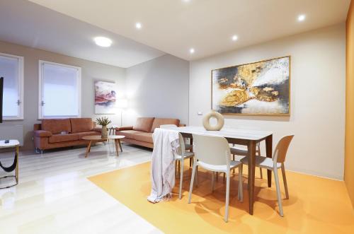 Contempora Elvezia Park 2bed 2baths overlooking the park E6A — 4-Star Luxury Hotel in Milan, Italy