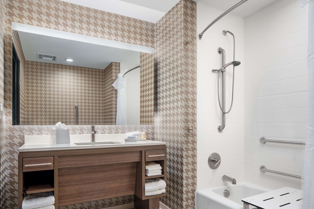 Home2 Suites by Hilton Rowlett Rockwall Marina - photo 9