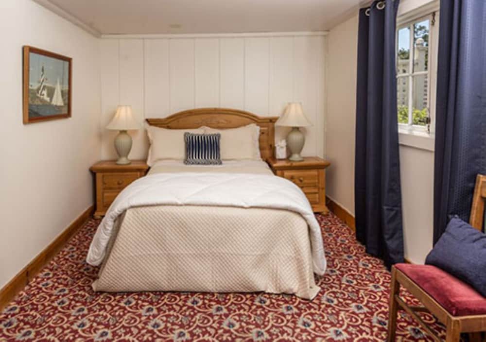 Jenner Inn - photo 6