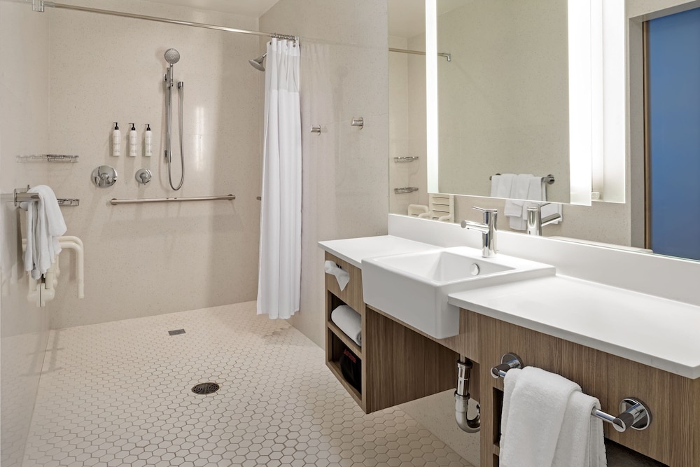 SpringHill Suites by Marriott West Sacramento - photo 21