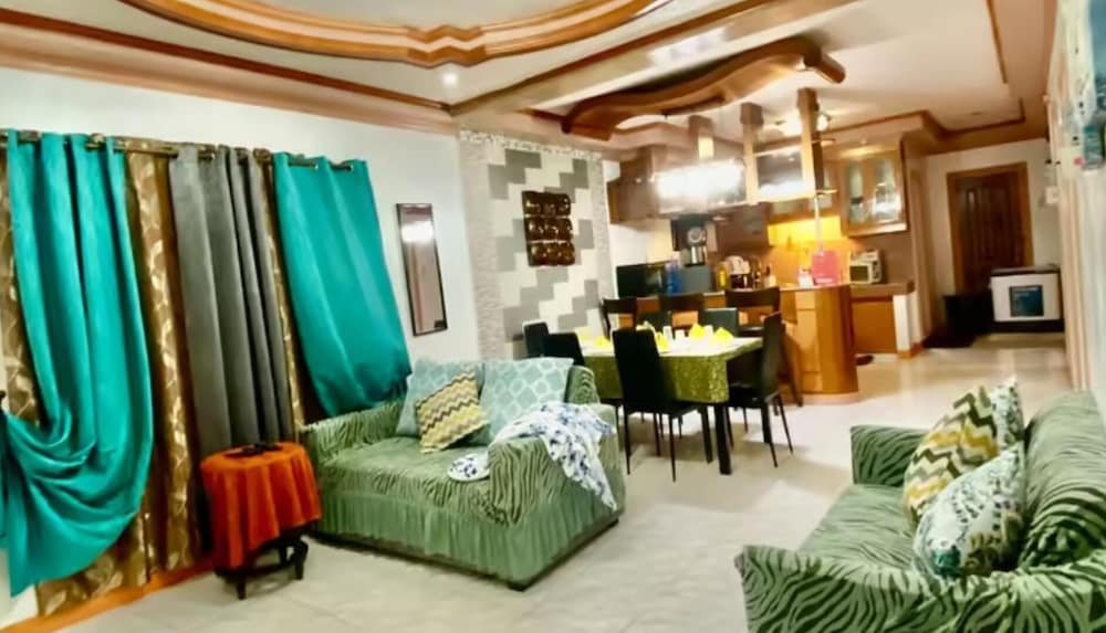 Len Staycation in Panabo 3BDR 2BR Downstairs Wifi Netflix — 4-Star Luxury Hotel in Panabo, Philippines