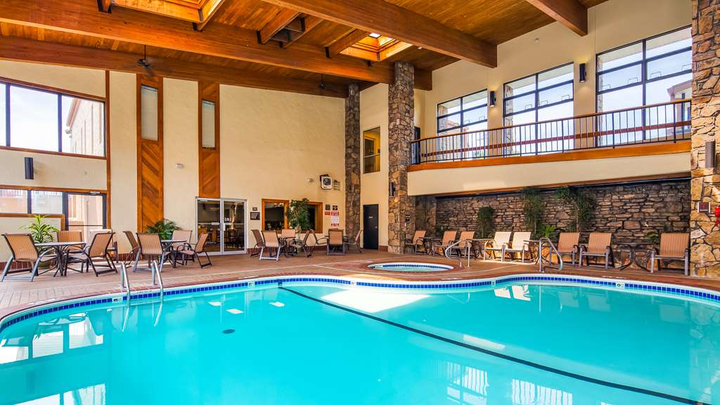 Best Western Center Pointe Inn - photo 38