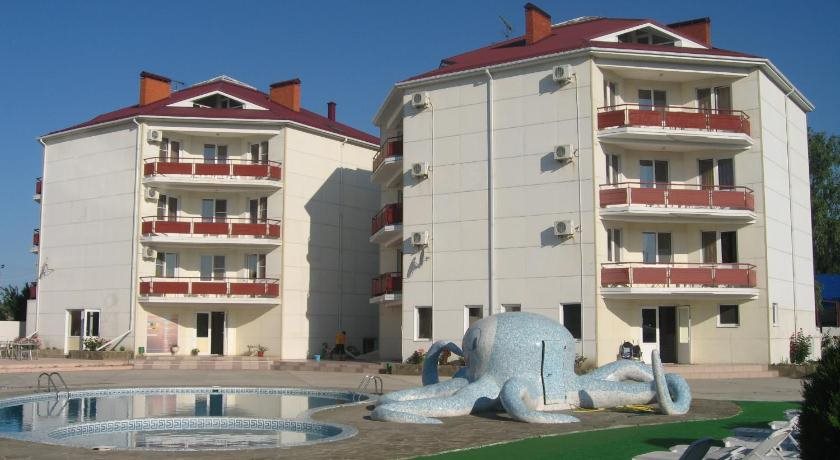 Salen Family holiday resort in Vityazevo, Russia