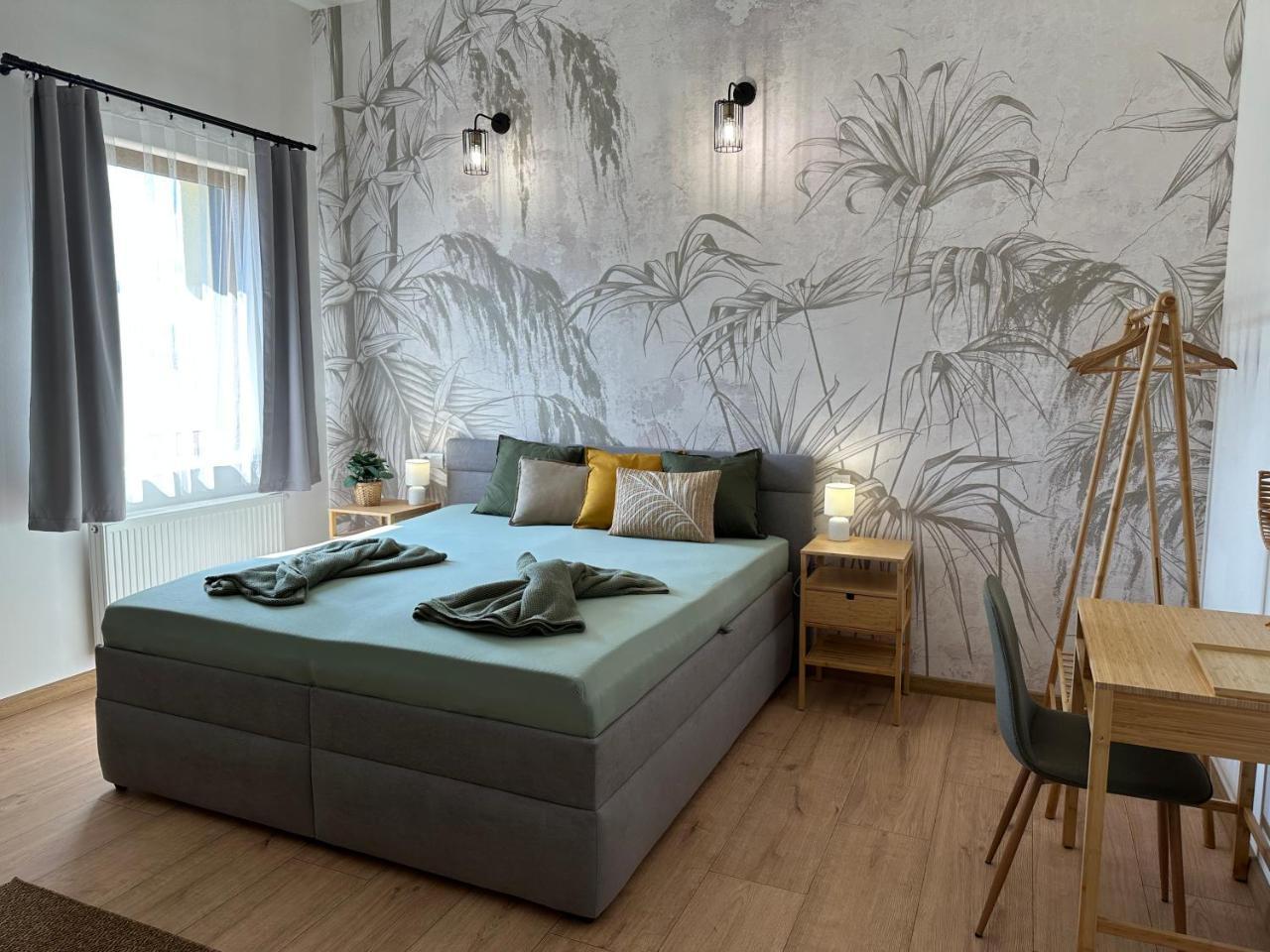 GREEN Apartment City Centre Main Square — 4-Star Luxury Hotel in Liptovsky Mikulas, Slovakia