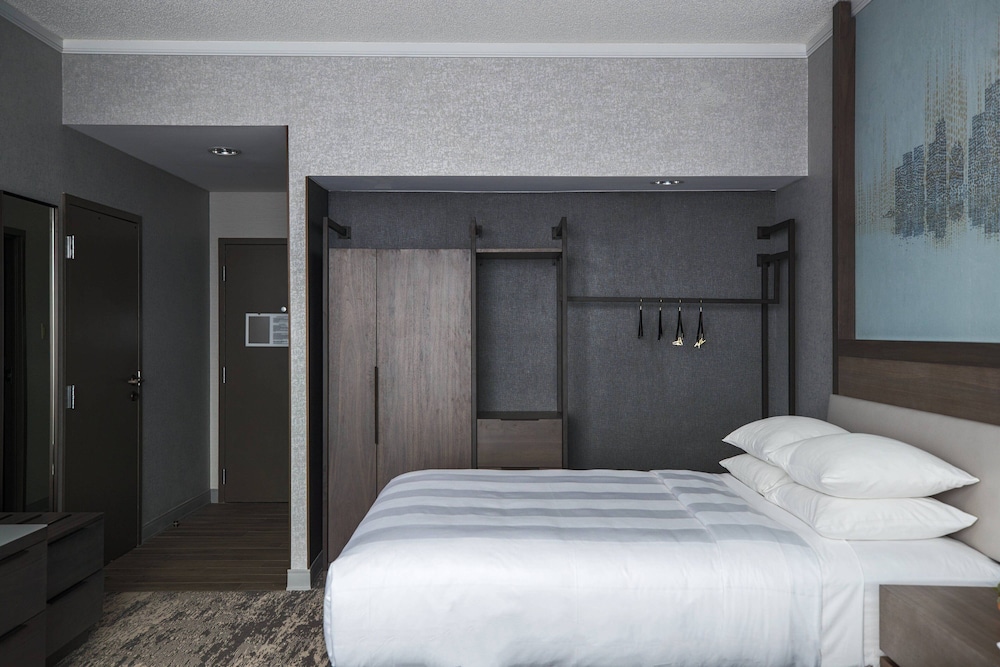 Courtyard by Marriott Chicago at Medical District UIC - photo 7