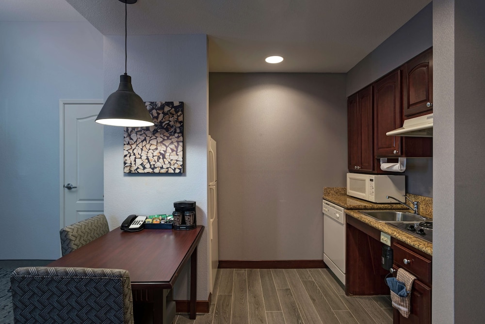 Homewood Suites by Hilton Fort Collins - photo 17