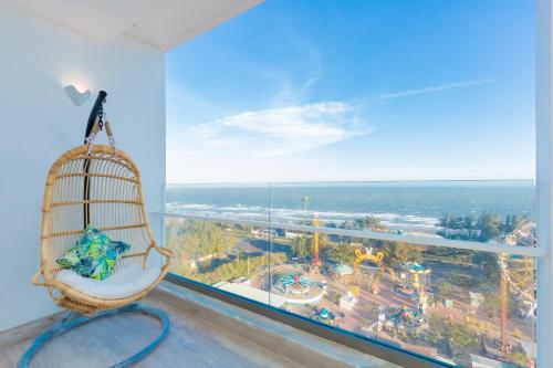 Căn Hộ Oasky 3 Phòng View Đẹp Nhìn Ra Biển Núi Và Hồ Bàu Sen — 5-Star Luxury Hotel in Vung Tau, Vietnam