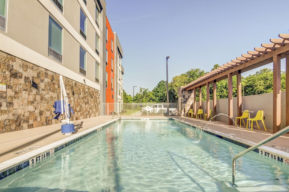 Home2 Suites by Hilton Foley - photo 29
