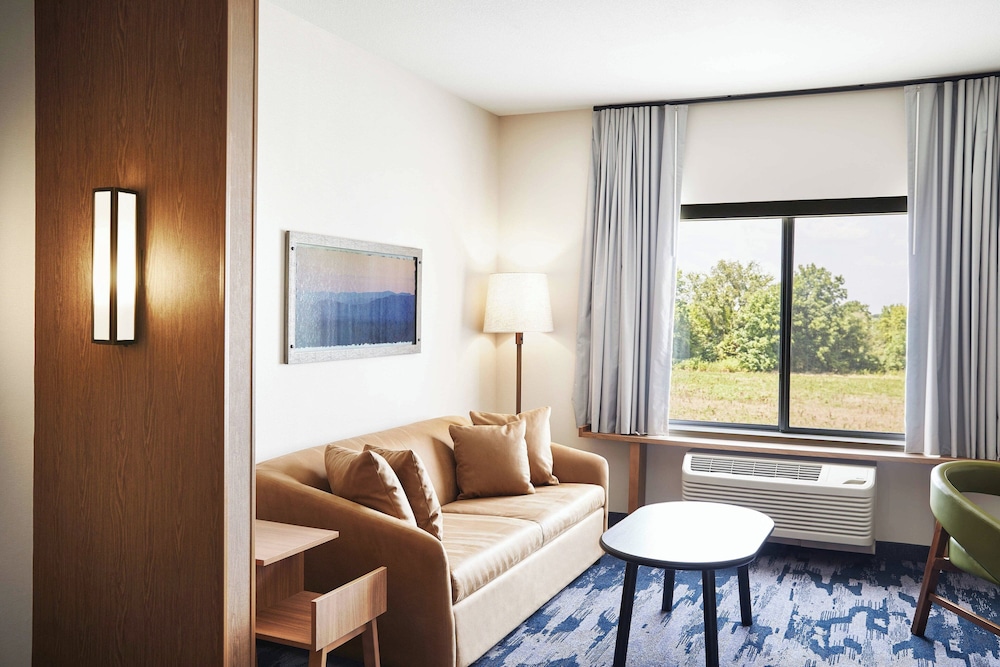 Fairfield Inn & Suites by Marriott Kansas City Belton - photo 9