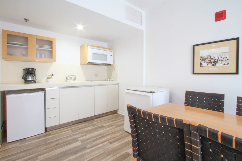 The Mercury All Suites Hotel - photo 50