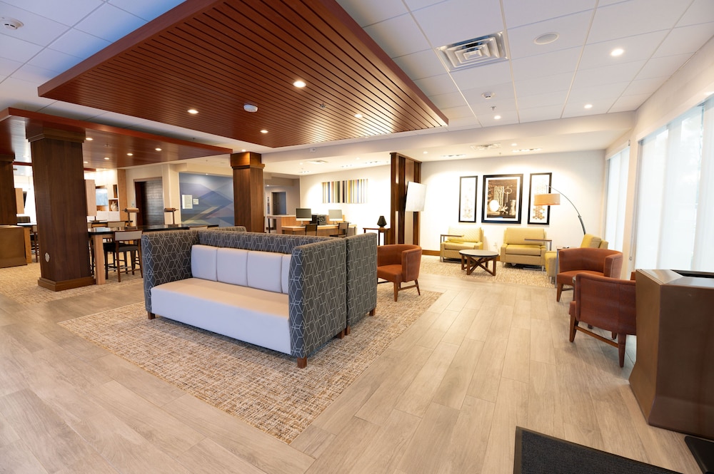 Holiday Inn Express & Suites Dayton East Beavercreek by IHG - photo 31