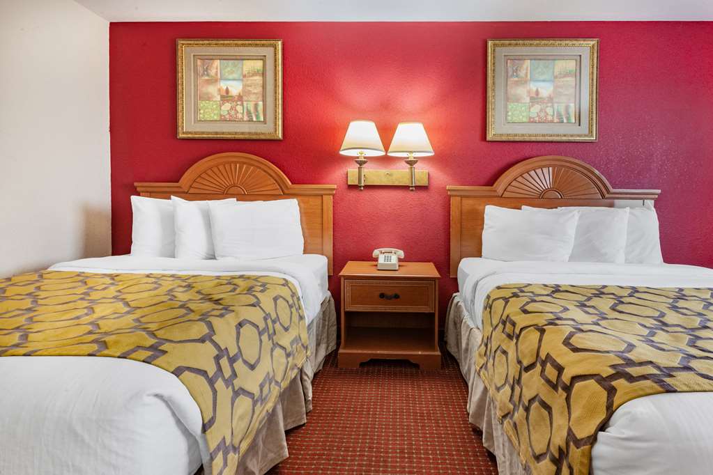 Baymont by Wyndham Perrysburg Toledo - photo 10