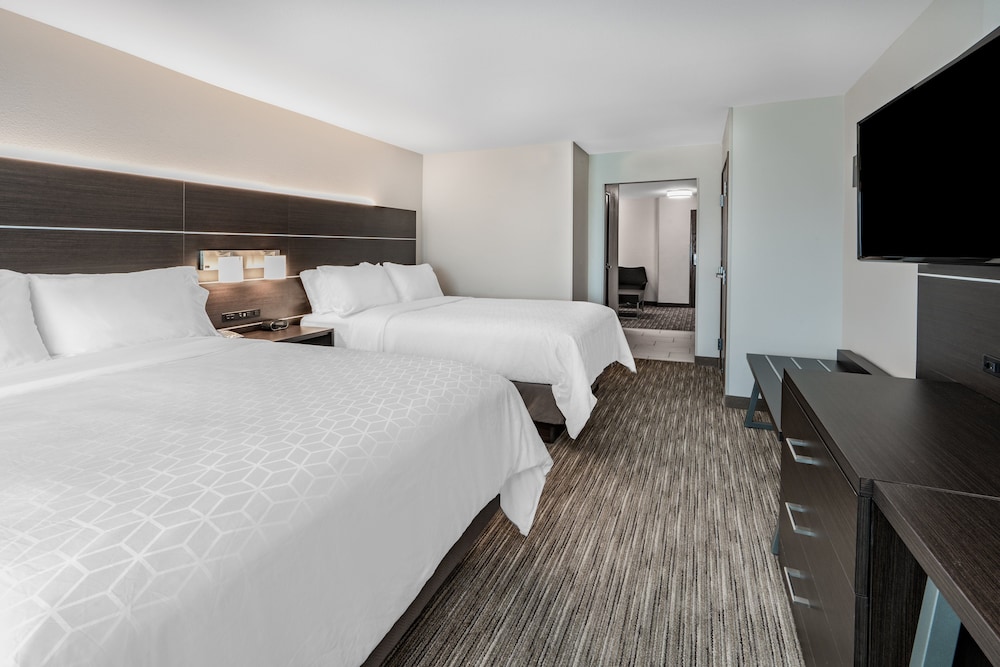 Holiday Inn Express & Suites Trinidad by IHG - photo 8