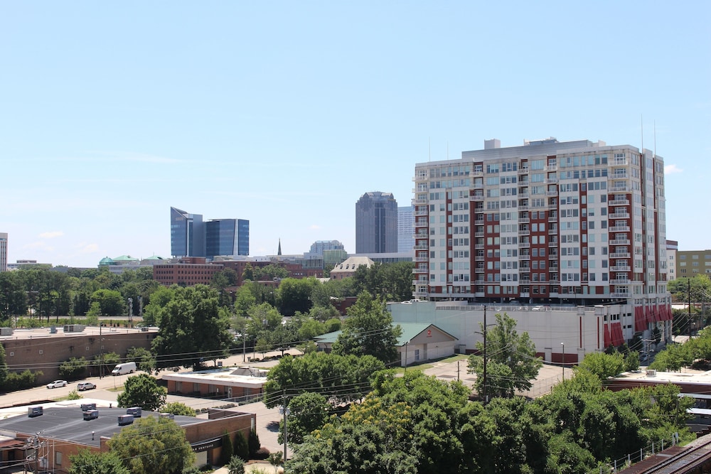 Hampton Inn & Suites Raleigh Downtown - photo 55