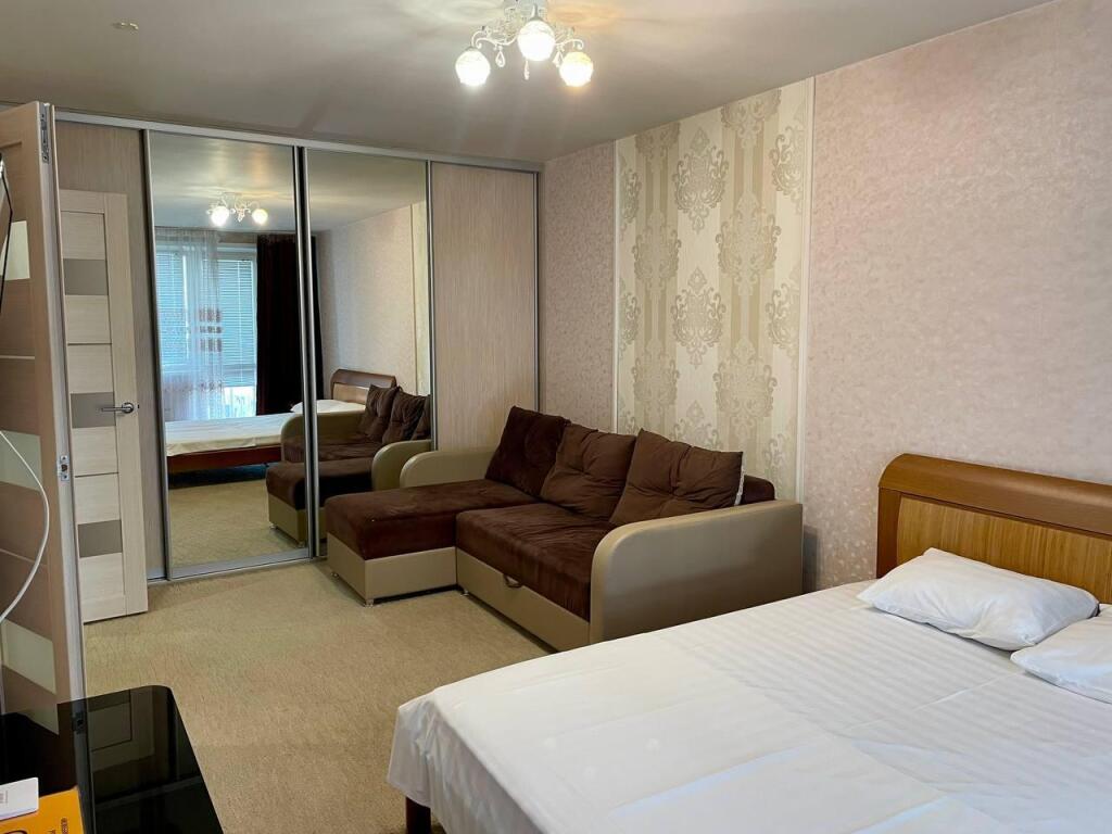 V gosti on Ermakov 10 in Novokuznetsk, Russia