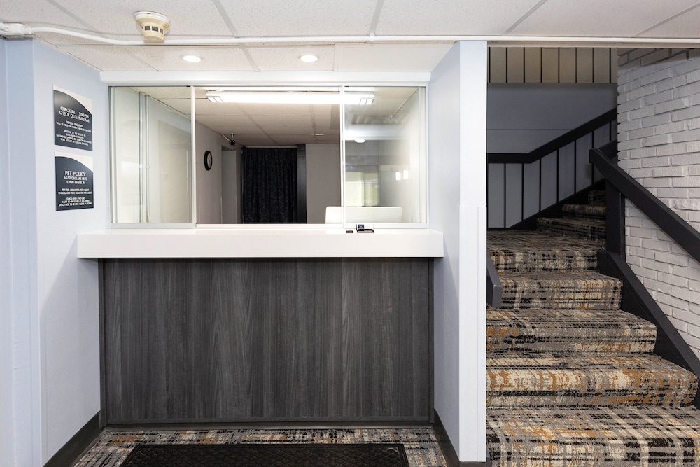 Coratel Inn & Suites by Jasper Mankato - photo 6