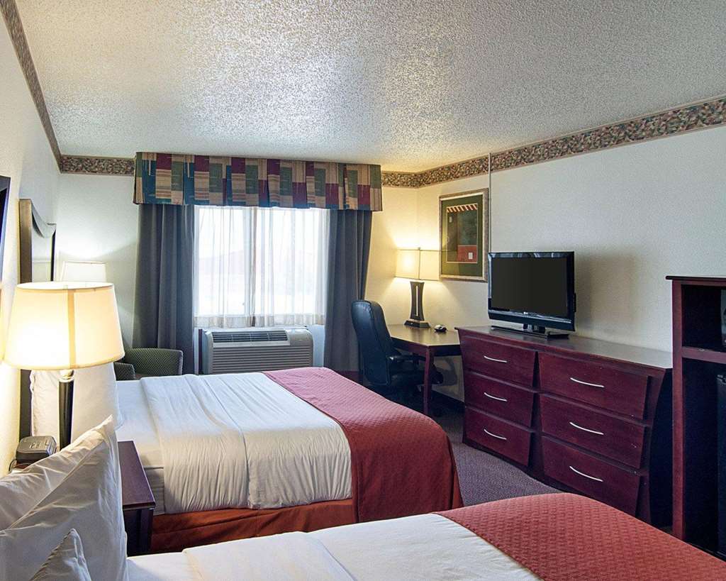 Quality Inn Midland South - photo 13
