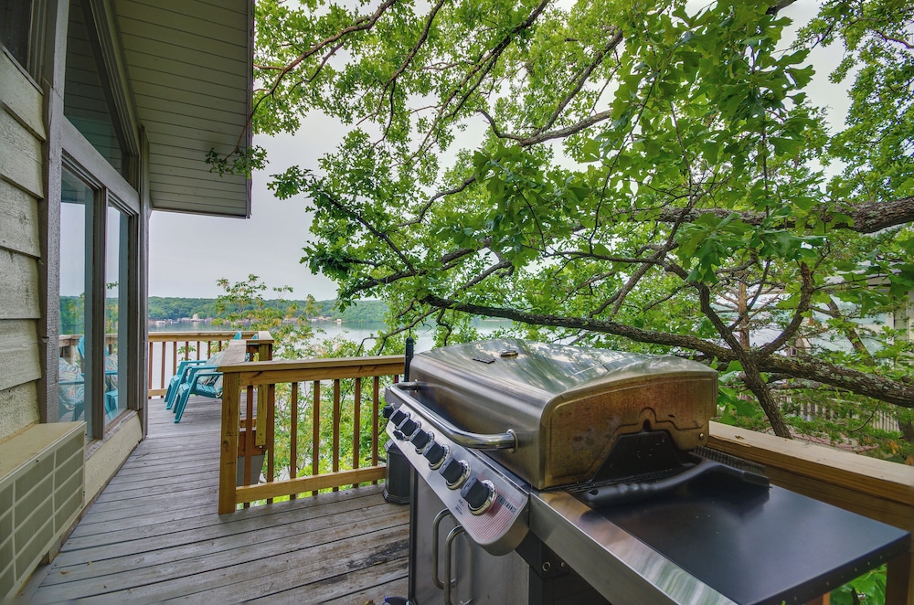 Waterfront Views & Resort Perks: Osage Beach Home - photo 29