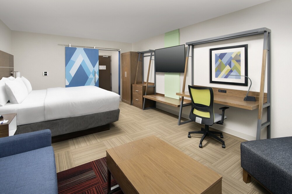 Holiday Inn Express and Suites North Brunswick by IHG - photo 8