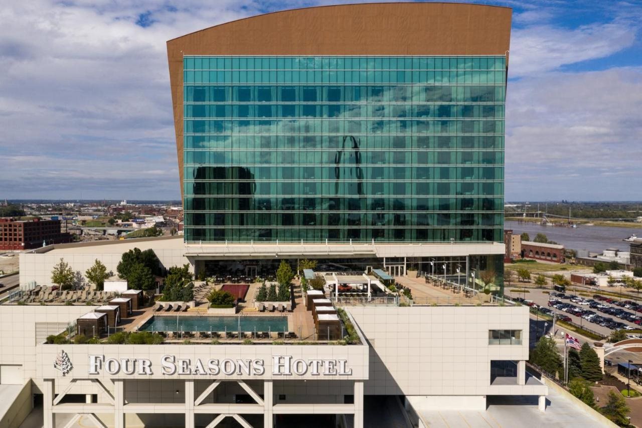 Four Seasons Hotel St Louis — hotel in St. Louis