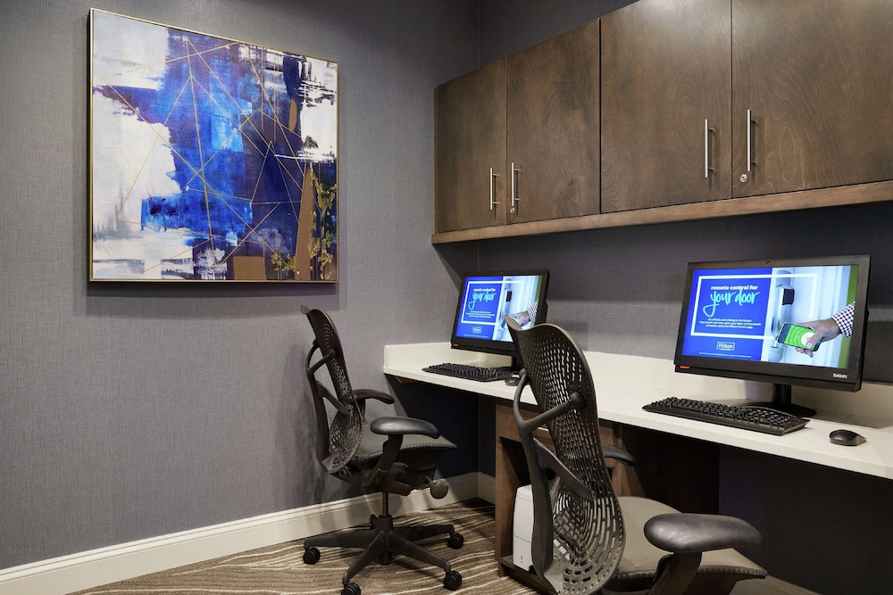 Hilton Garden Inn Cincinnati Northeast - photo 25