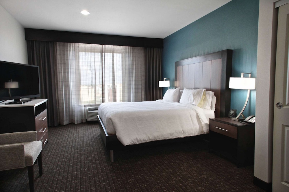 Hilton Garden Inn Victoria - photo 13