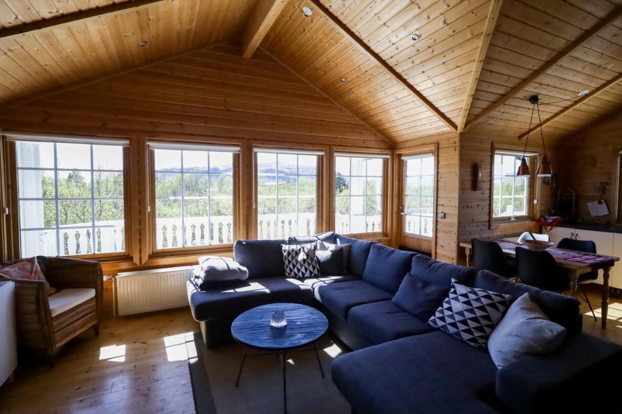 Golden Circle Vacation Home with Hot Tub & Fire Place
