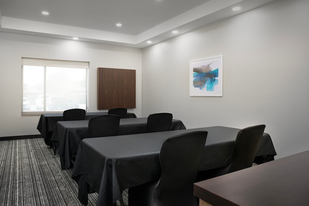 TownePlace Suites Dallas DeSoto - photo 33
