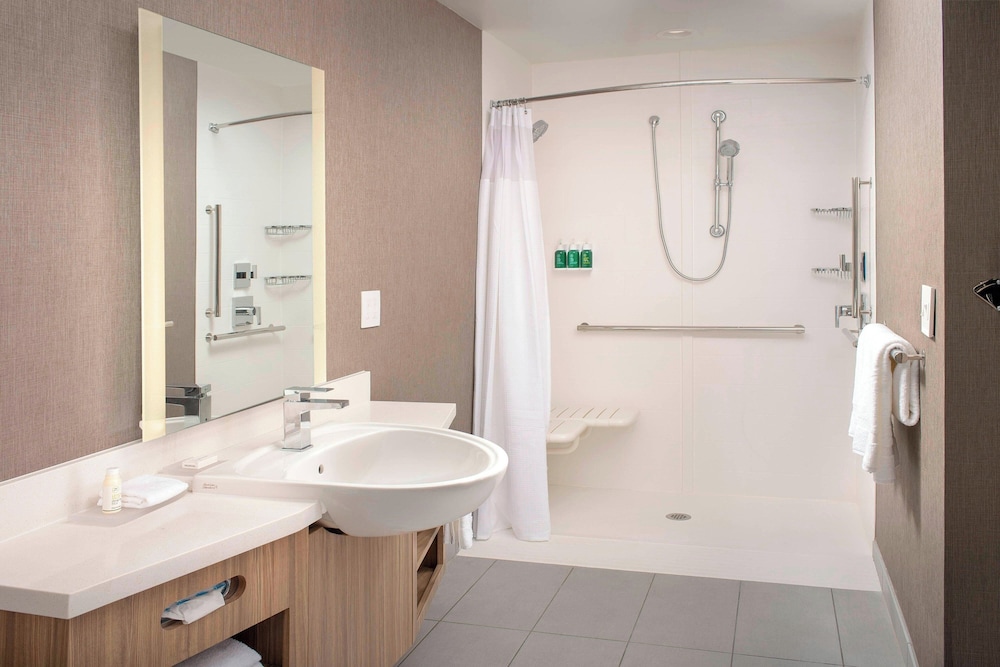 SpringHill Suites by Marriott Punta Gorda Harborside - photo 14