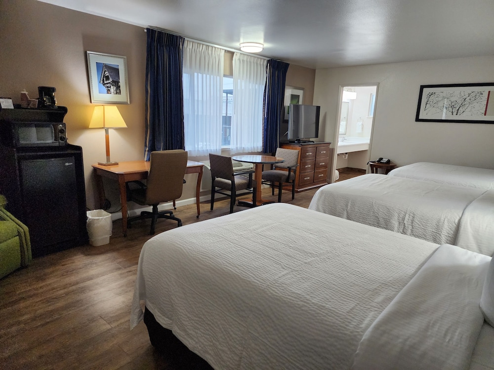 Ramada Bayside Inn & Suites Eureka - photo 9