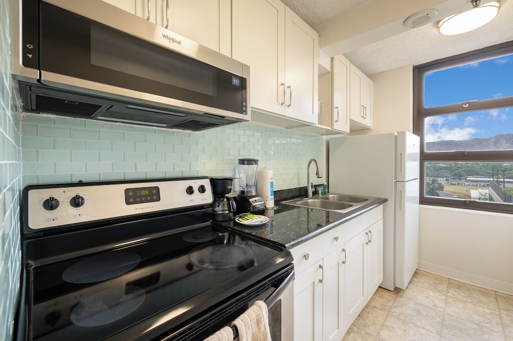 Sea Shore Vibes in 1br W Mountain Views - photo 34