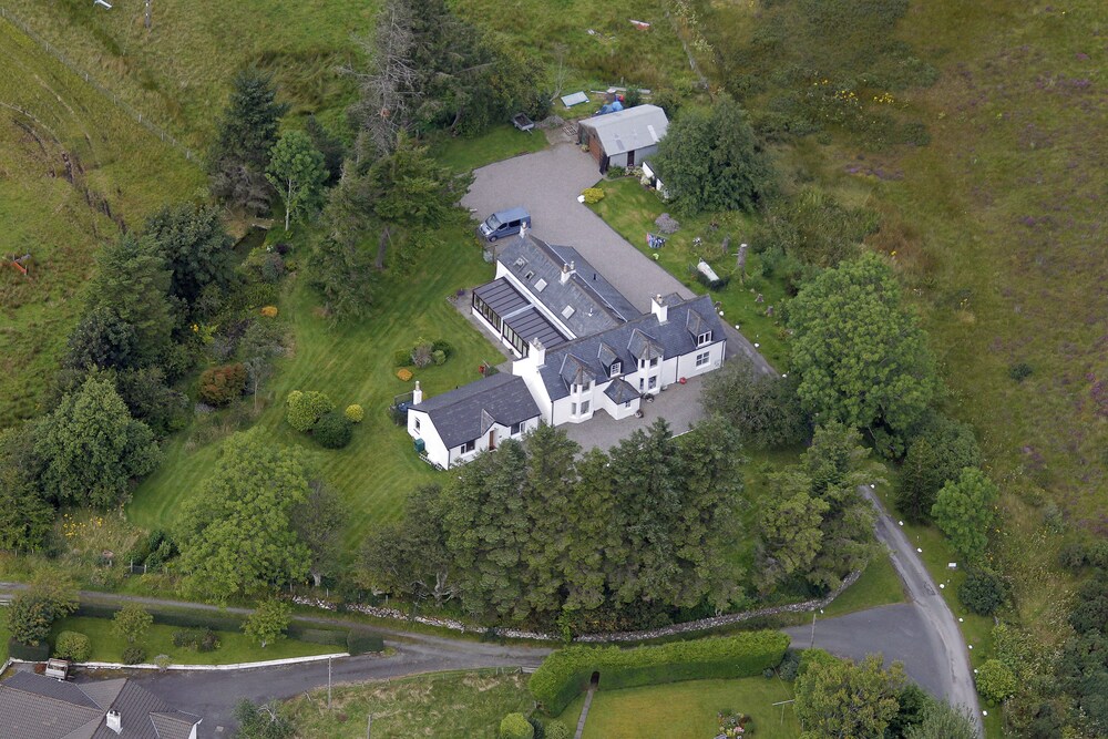 Kiltaraglen House — 4-Star Luxury Hotel in Portree, United Kingdom