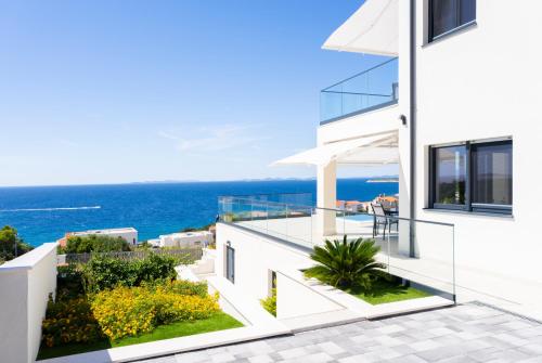Villa Infinity View — 4-Star Luxury Hotel in Primosten, Croatia
