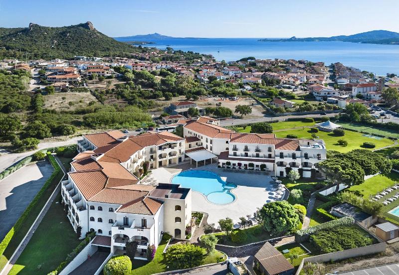 Blu Hotel Morisco — 4-Star Luxury Hotel in Arzachena, Italy