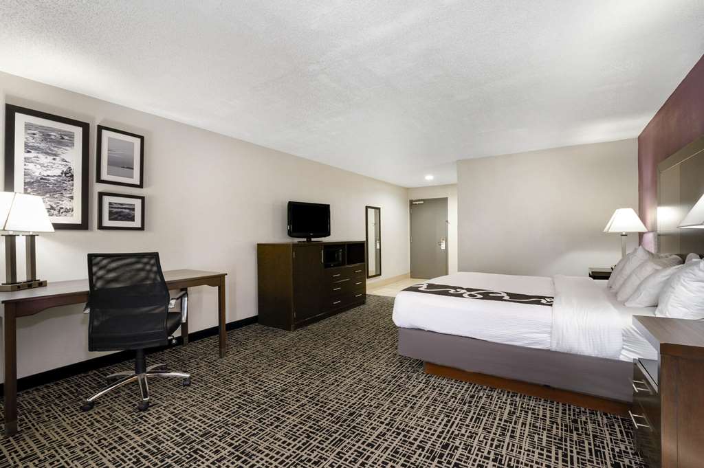 La Quinta Inn by Wyndham North Myrtle Beach - photo 21
