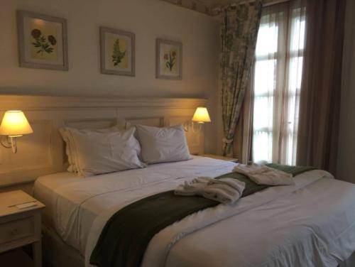 Il Campanario Villagio Resort Apto Studio 2111 in Florianopolis, Brasil