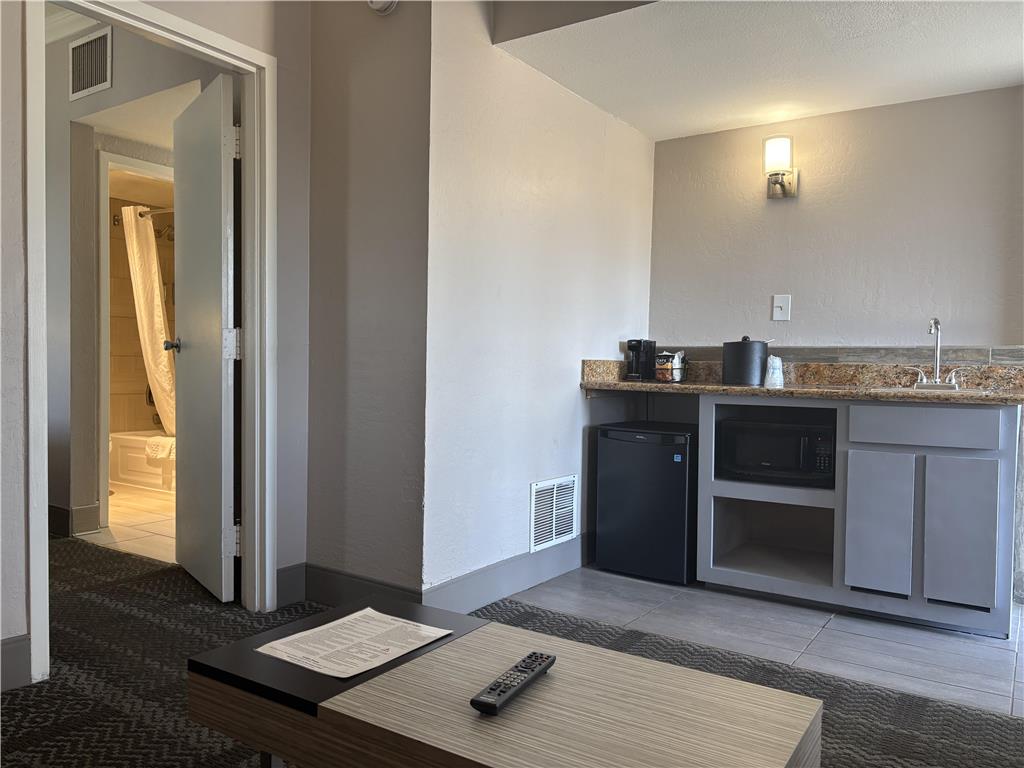 SureStay InnSuites Phoenix Hotel & Suites by Best Western - photo 7