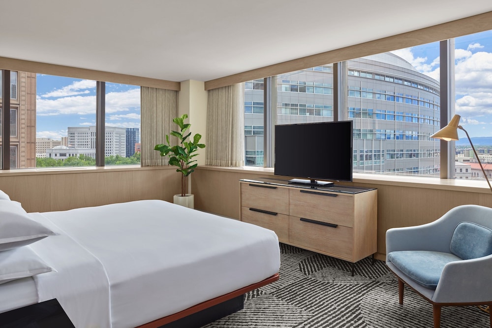Sheraton Denver Downtown Hotel - photo 17