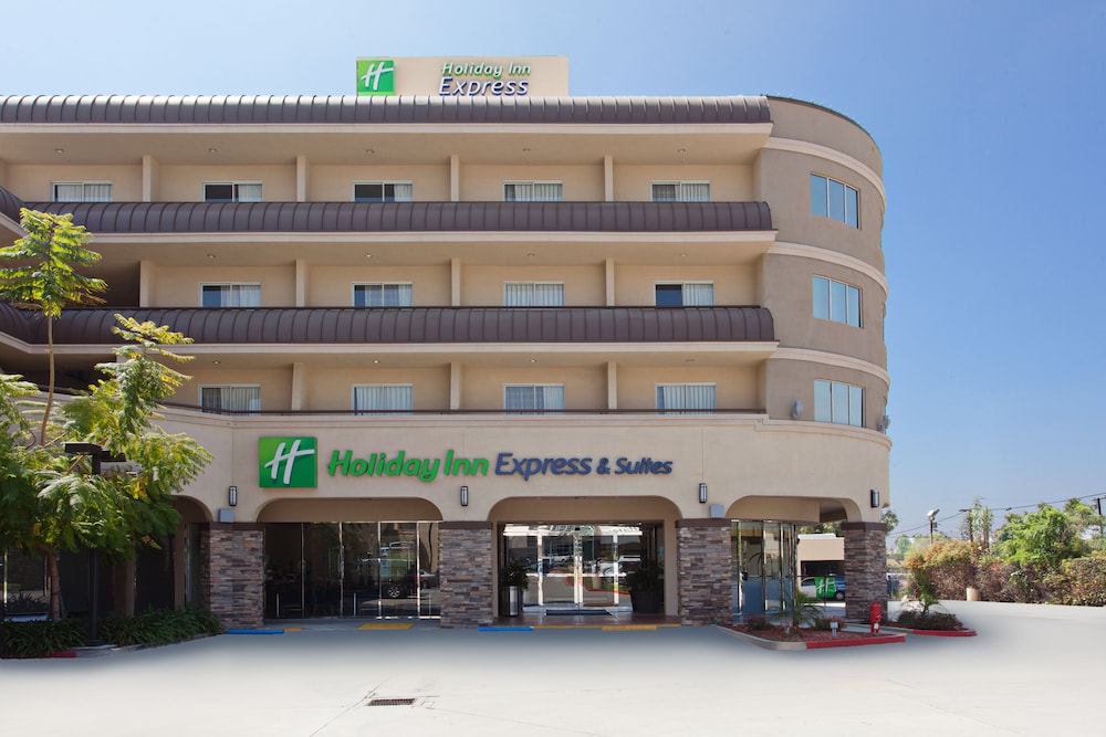 Holiday Inn Express & Suites Pasadena Los Angeles by IHG - photo 58