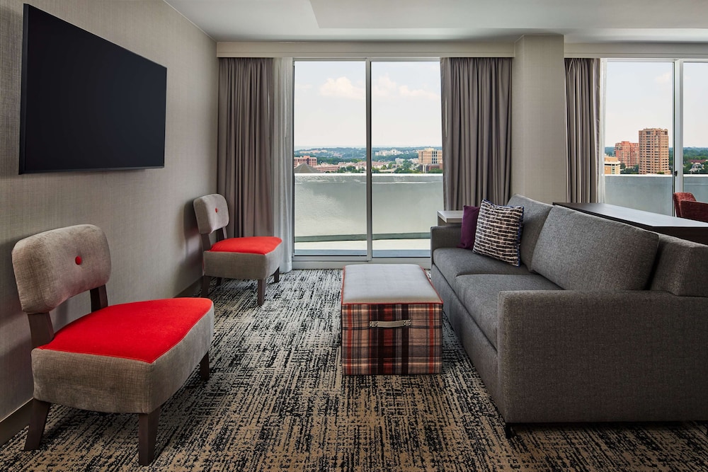 Hilton Kansas City Country Club Plaza - photo 21