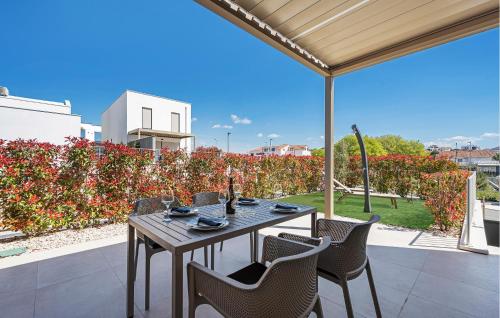 Stunning Apartment In Brodarica — 4-Star Luxury Hotel in Brodarica, Croatia