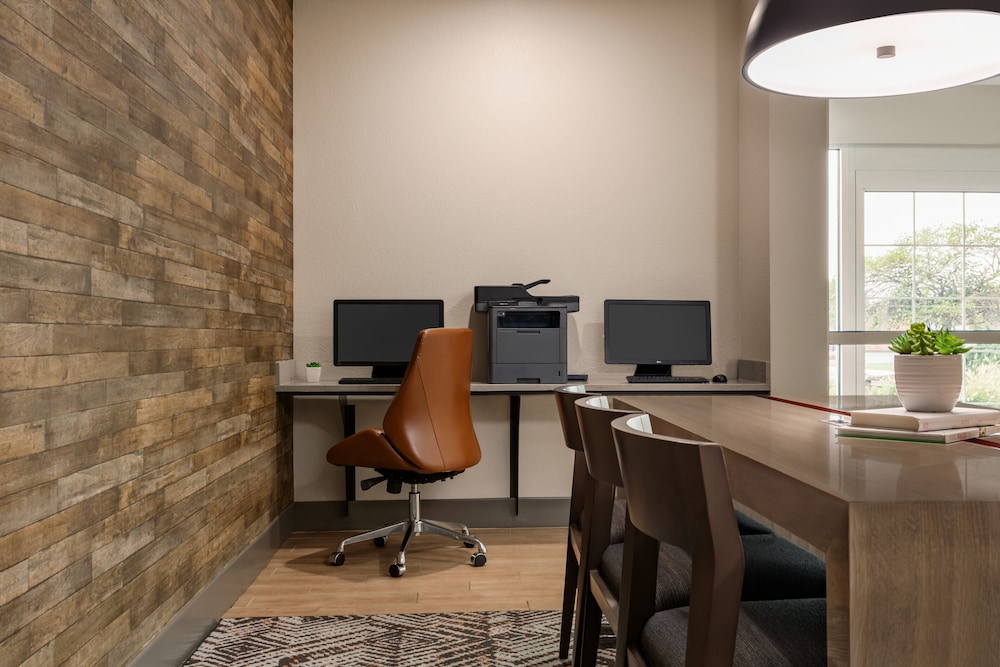 Candlewood Suites Asheville Downtown by IHG - photo 47
