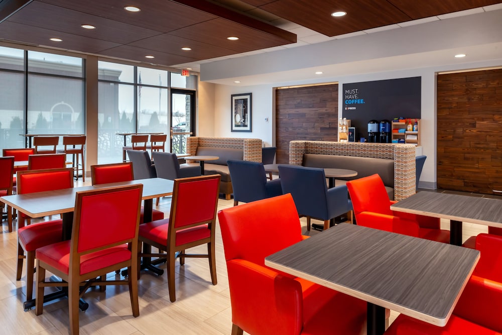 Holiday Inn Express & Suites Romeoville Joliet North by IHG - photo 32